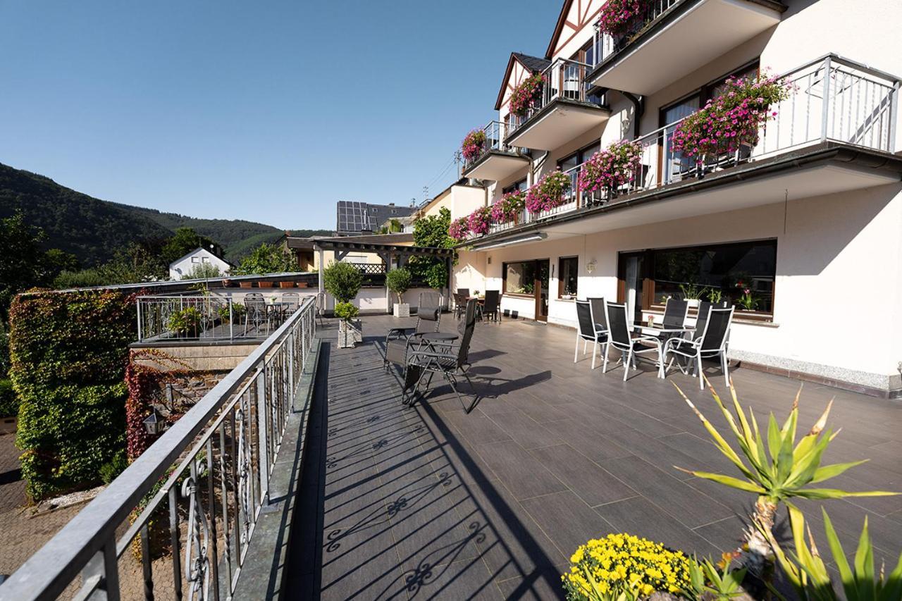 Ferien Weingut Pauly Hotel Mesenich Exterior photo