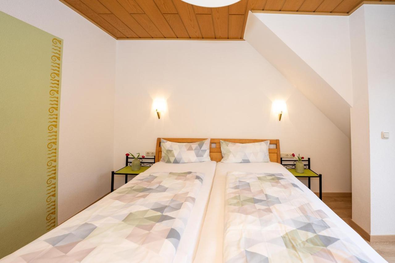 Ferien Weingut Pauly Hotel Mesenich Exterior photo